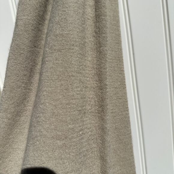 Frenckenberger 100% Cashmere Leg Warmers Chalk One Size NWOT $485 Retail - Picture 4 of 9